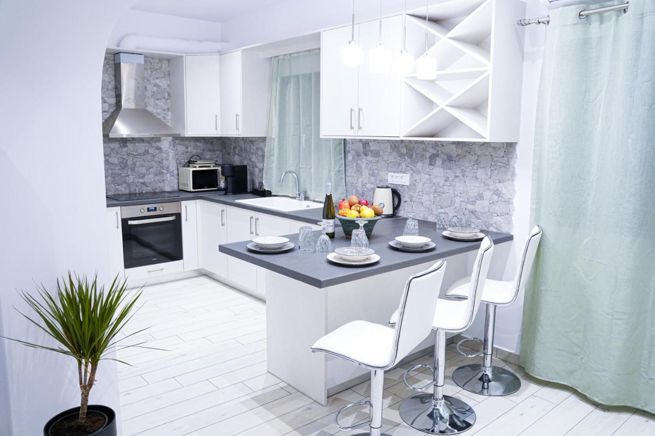 Sunstone Apartment Fira  Dış mekan fotoğraf